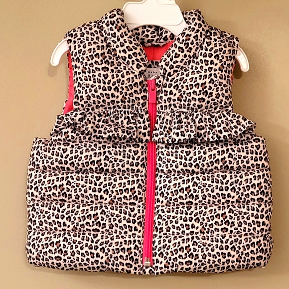 Baby Gap cheetah print puffer vest - Picture 1 of 3